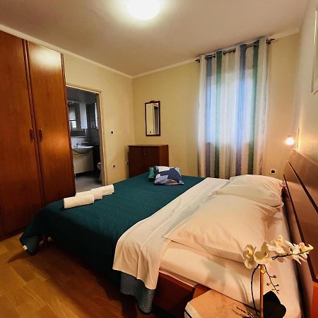 Apartmani Ivica Krk Town Extérieur photo