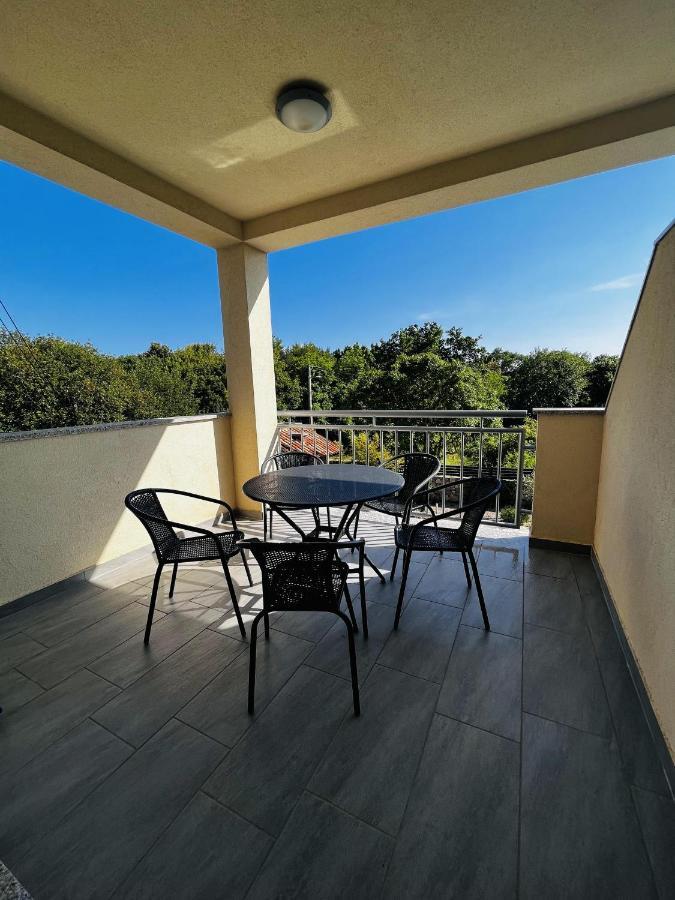 Apartmani Ivica Krk Town Extérieur photo