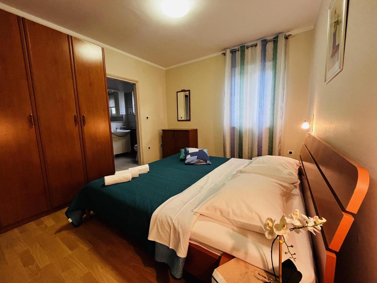 Apartmani Ivica Krk Town Extérieur photo
