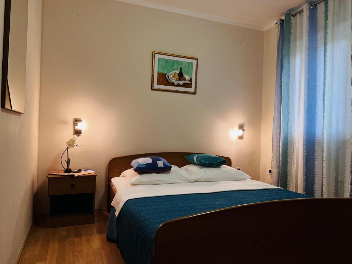 Apartmani Ivica Krk Town Extérieur photo