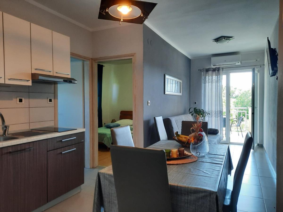 Apartmani Ivica Krk Town Extérieur photo