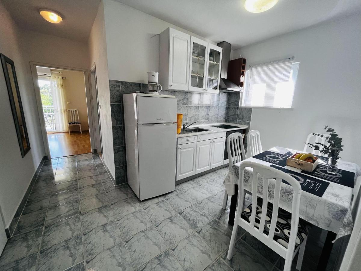 Apartmani Ivica Krk Town Extérieur photo