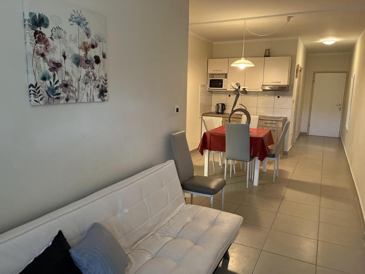 Apartmani Ivica Krk Town Extérieur photo